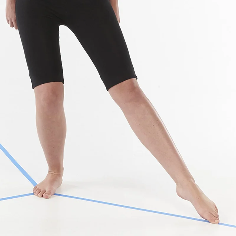 A controlled reach used to assess neuromotor balance
